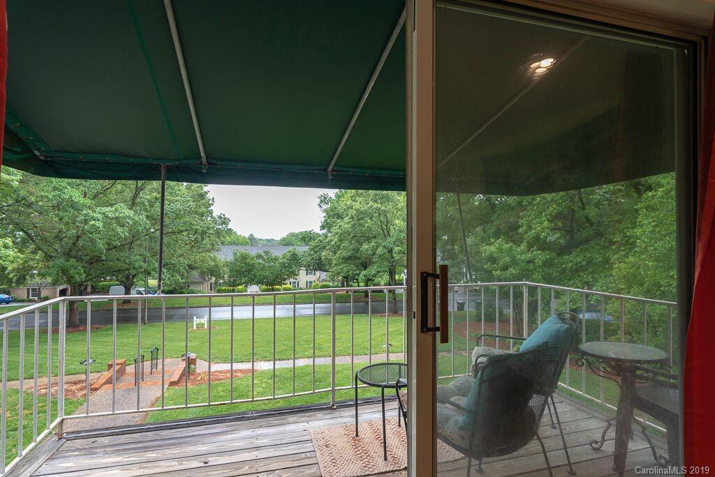 7032 Quail Hill Road Charlotte, NC 28210 - Photo 5 of 18