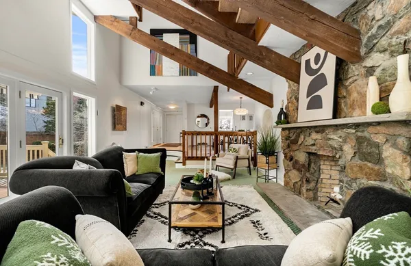 $1,295,000 | 2 Rolleston Road, Marblehead, MA 01945