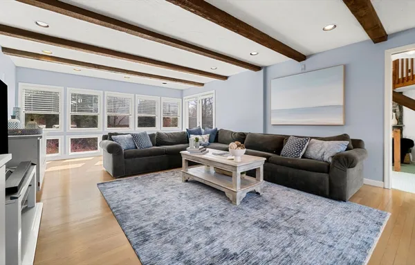 $1,295,000 | 2 Rolleston Road, Marblehead, MA 01945