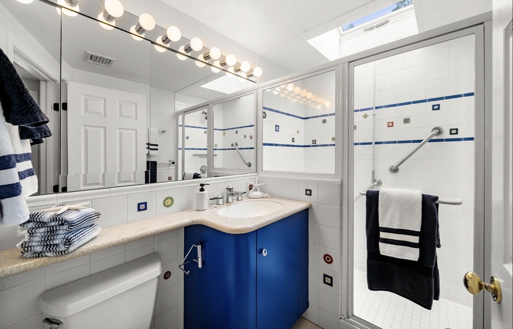 2 Rolleston Road Marblehead, MA 01945 - Photo 33 of 41