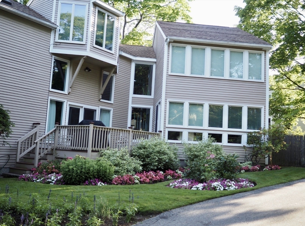 2 Rolleston Road Marblehead, MA 01945 - Photo 37 of 41