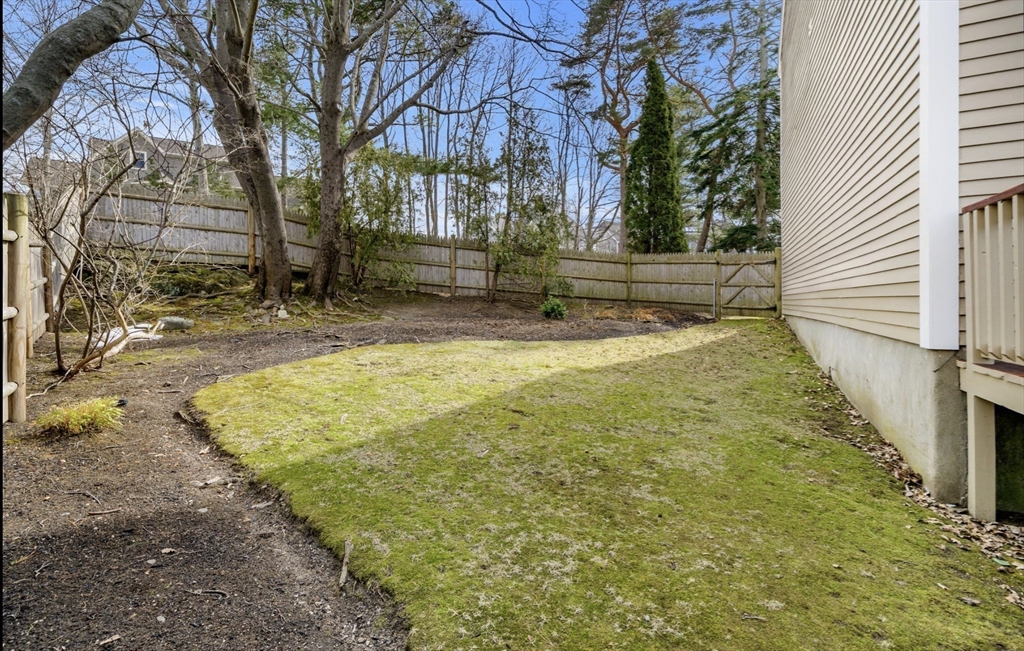 2 Rolleston Road Marblehead, MA 01945 - Photo 5 of 41