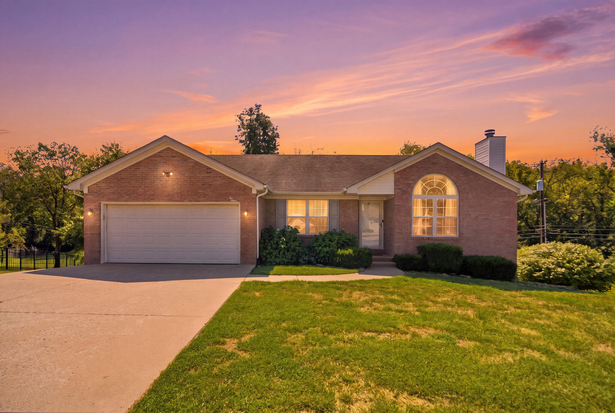 312 West Ridge Drive Nicholasville, KY 40356 - Photo 1 of 63 10_dsc05453_twilight_be60b61d