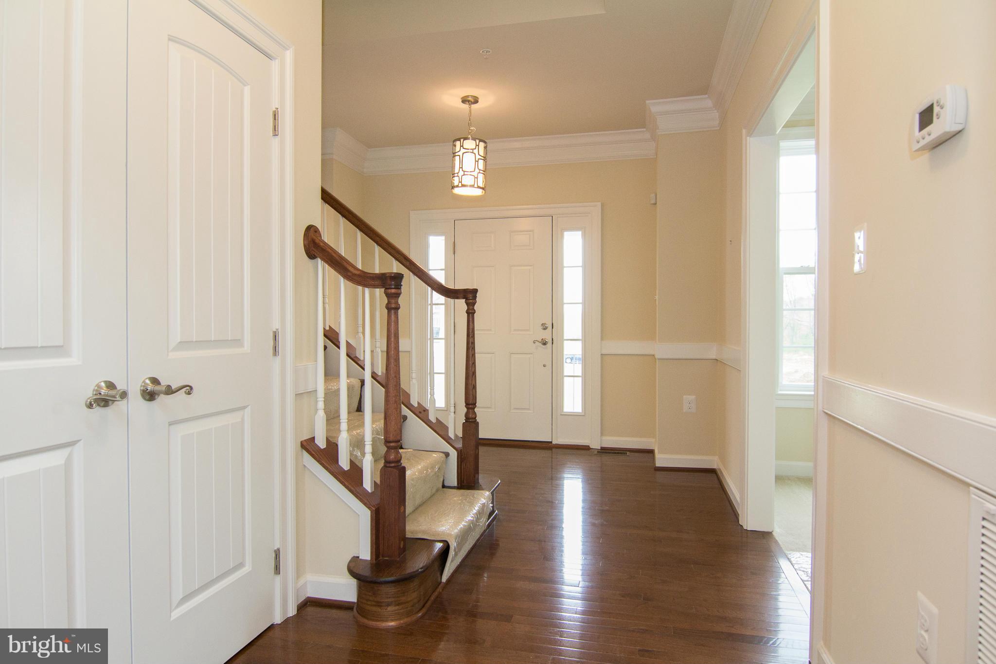 12642 Liberty Road Union Bridge, MD 21791 - Photo 3 of 29 Foyer