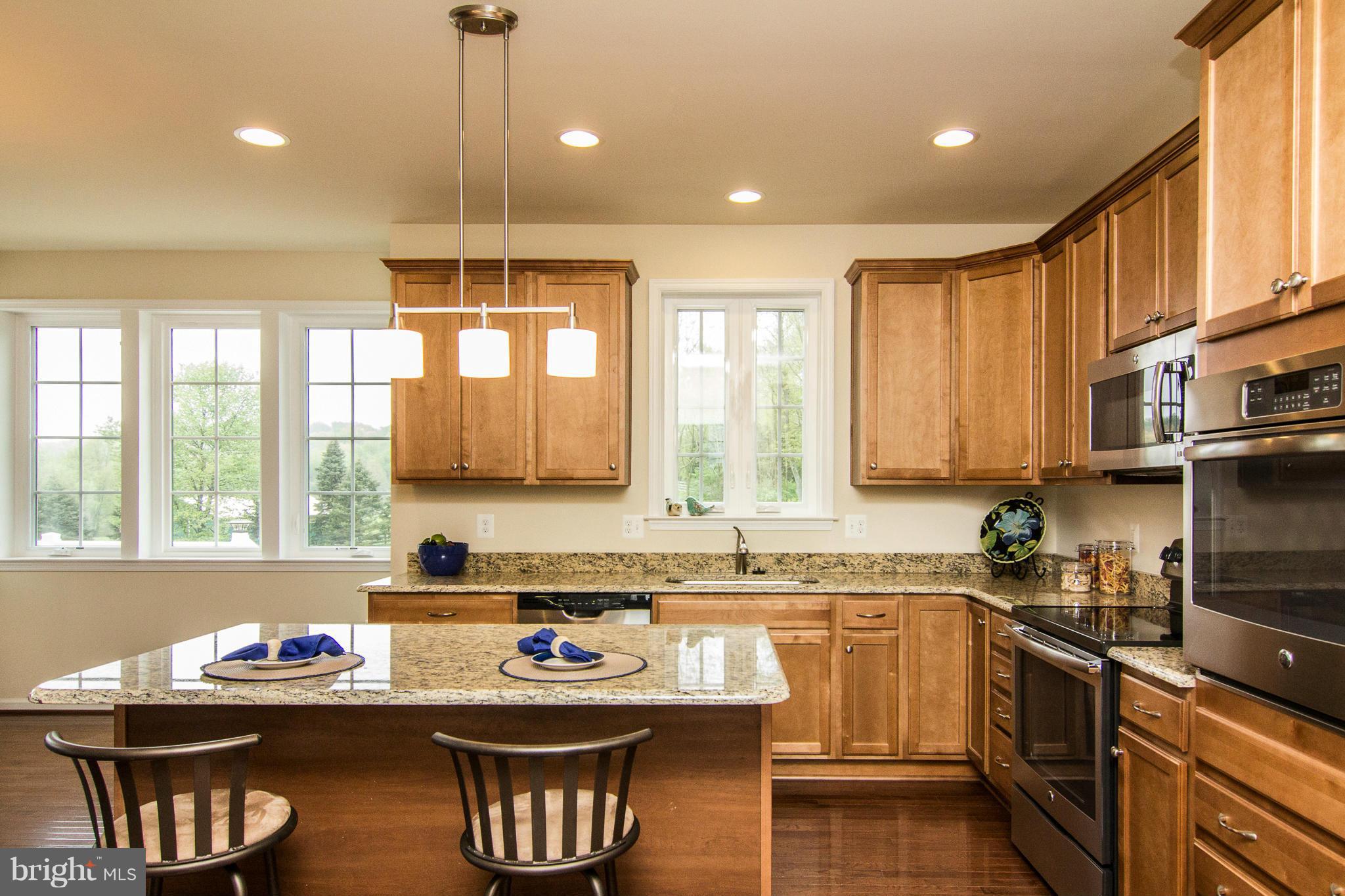 12642 Liberty Road Union Bridge, MD 21791 - Photo 4 of 29 Kitchen w/breakfast island