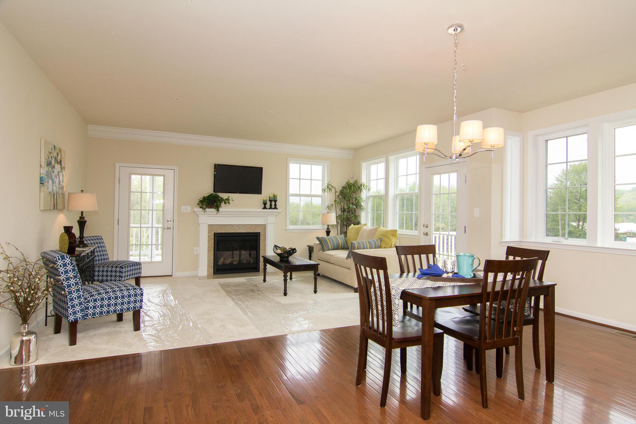 12642 Liberty Road Union Bridge, MD 21791 - Photo 7 of 29 Kitchen opens to Family Room