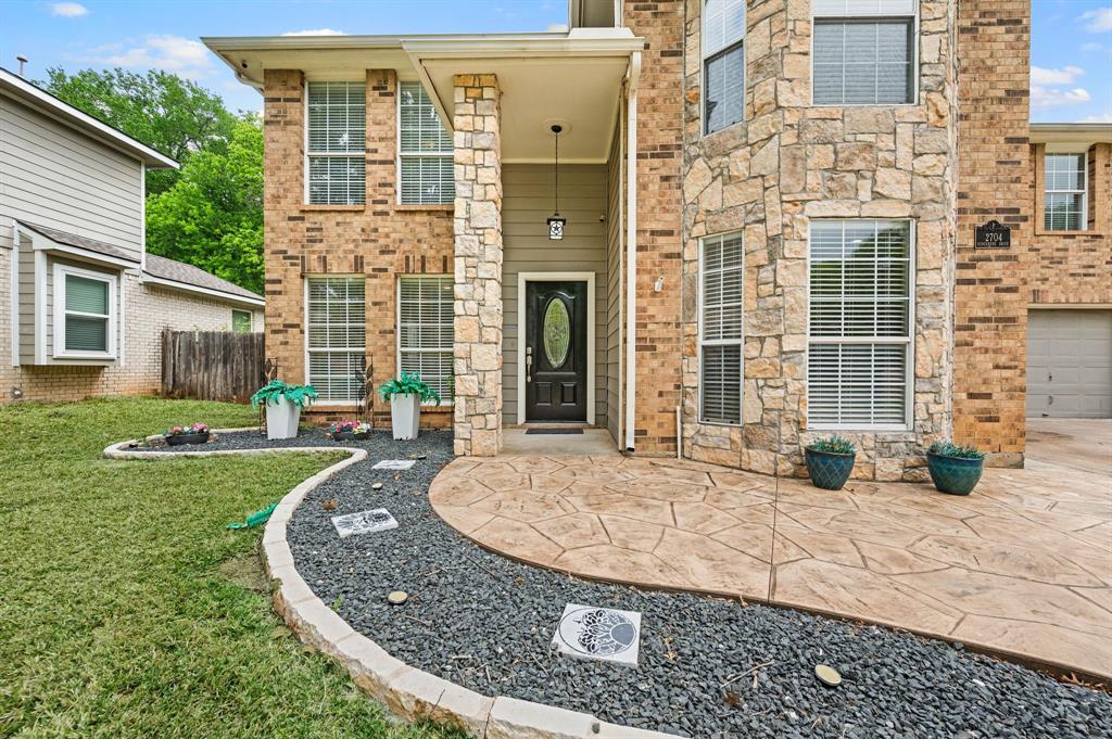 2704 Ridgemere Drive Flower Mound, TX 75028 - Photo 3 of 40 a view of a house with a tub