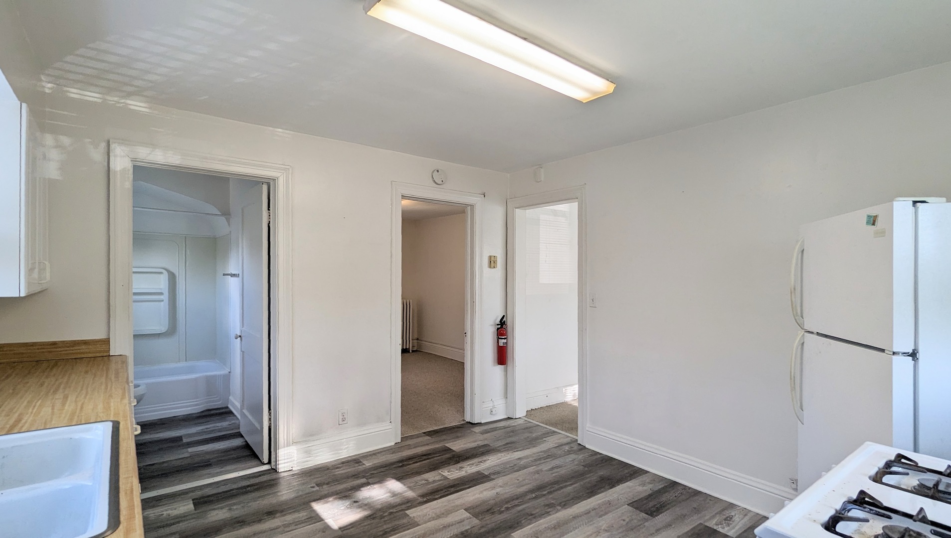 607 Walnut Street, Unit 4 Lemont, IL 60439 - Photo 3 of 6