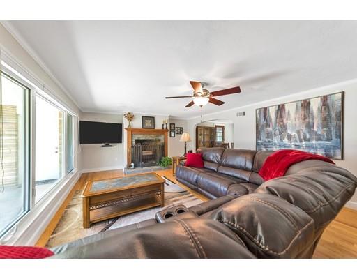 38 Kingoke Lane Springfield, MA 01129 - Photo 6 of 42 Gallery Image 6