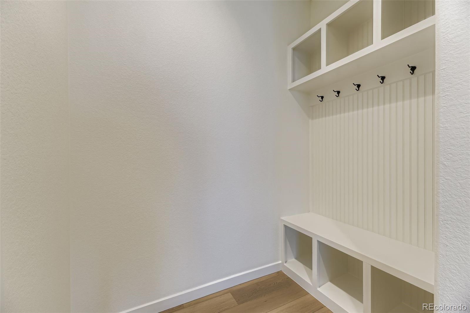 8902 South Riviera Way Aurora, CO 80016 - Photo 21 of 26 a view of an empty room