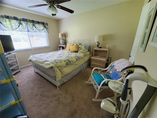 $1,500 | 1907 Canterbury Lane, Unit 14, Sun City Center, FL 33573