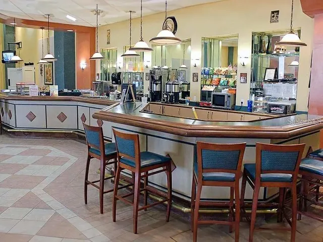 $1,800 | 1907 Canterbury Lane, Unit 14, Sun City Center, FL 33573