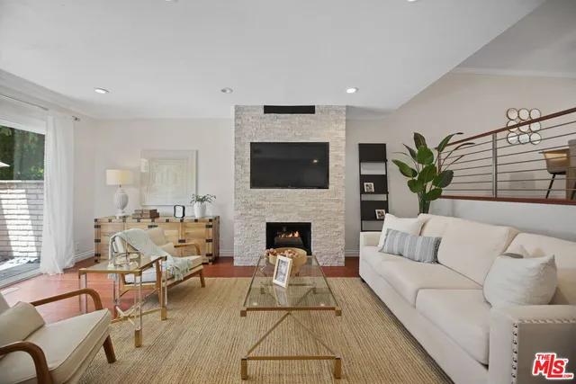 $1,349,000 | 4764 La Villa Marina, Unit A, Marina del Rey, CA 90292