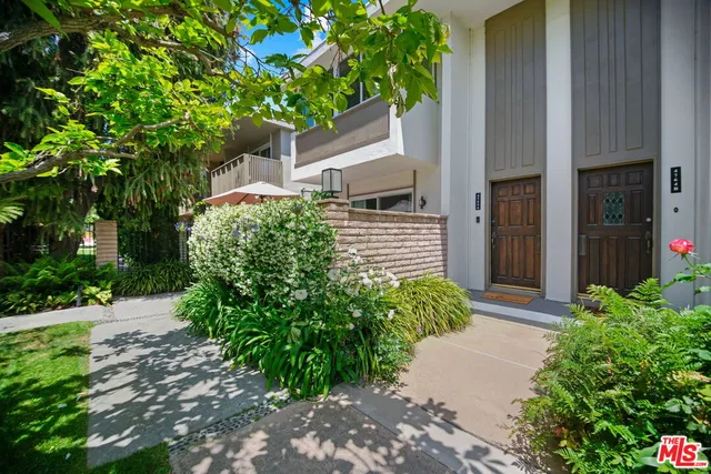 $1,349,000 | 4764 La Villa Marina, Unit A, Marina del Rey, CA 90292