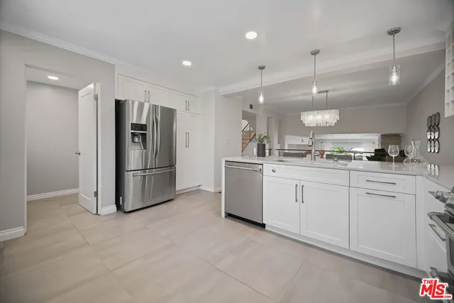 $1,349,000 | 4764 La Villa Marina, Unit A, Marina del Rey, CA 90292