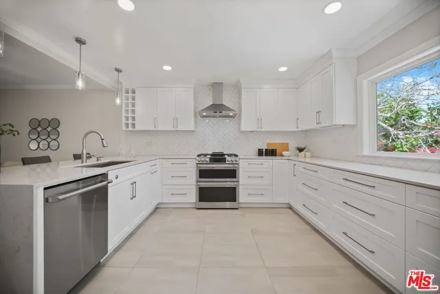 $1,349,000 | 4764 La Villa Marina, Unit A, Marina del Rey, CA 90292