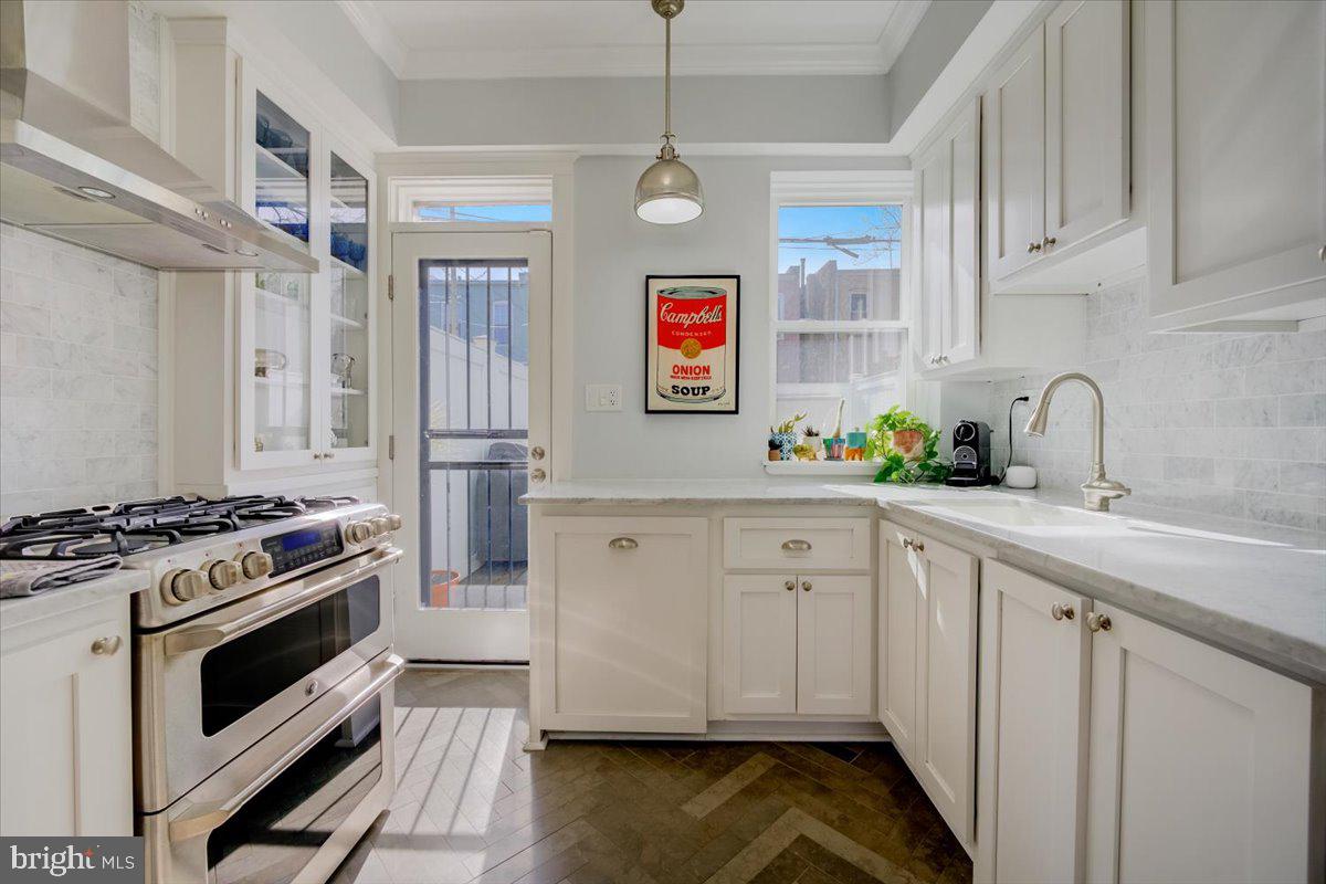 1363 Emerald Street Northeast Washington, DC 20002 - Photo 11 of 37