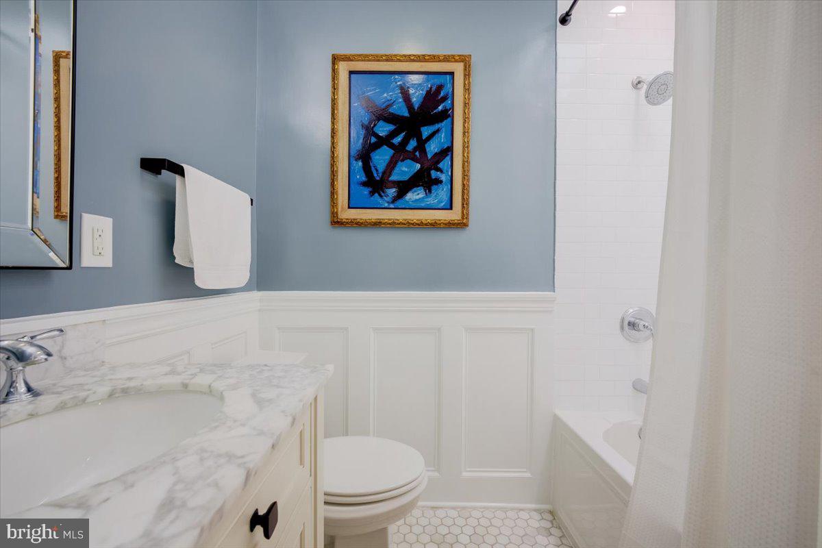 1363 Emerald Street Northeast Washington, DC 20002 - Photo 18 of 37