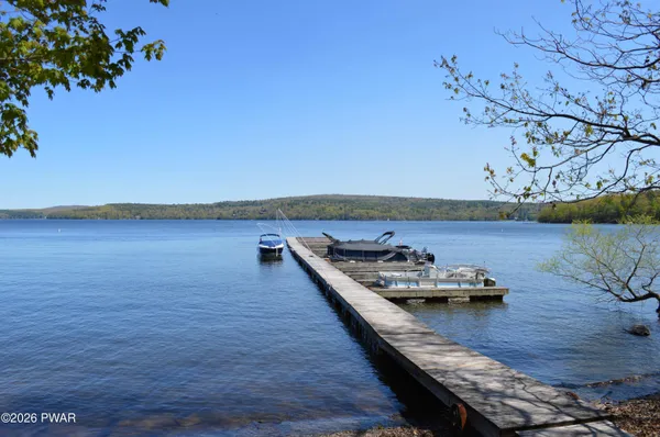 $3,200 | 3 Lakeview Drive, Lakeville, PA 18438
