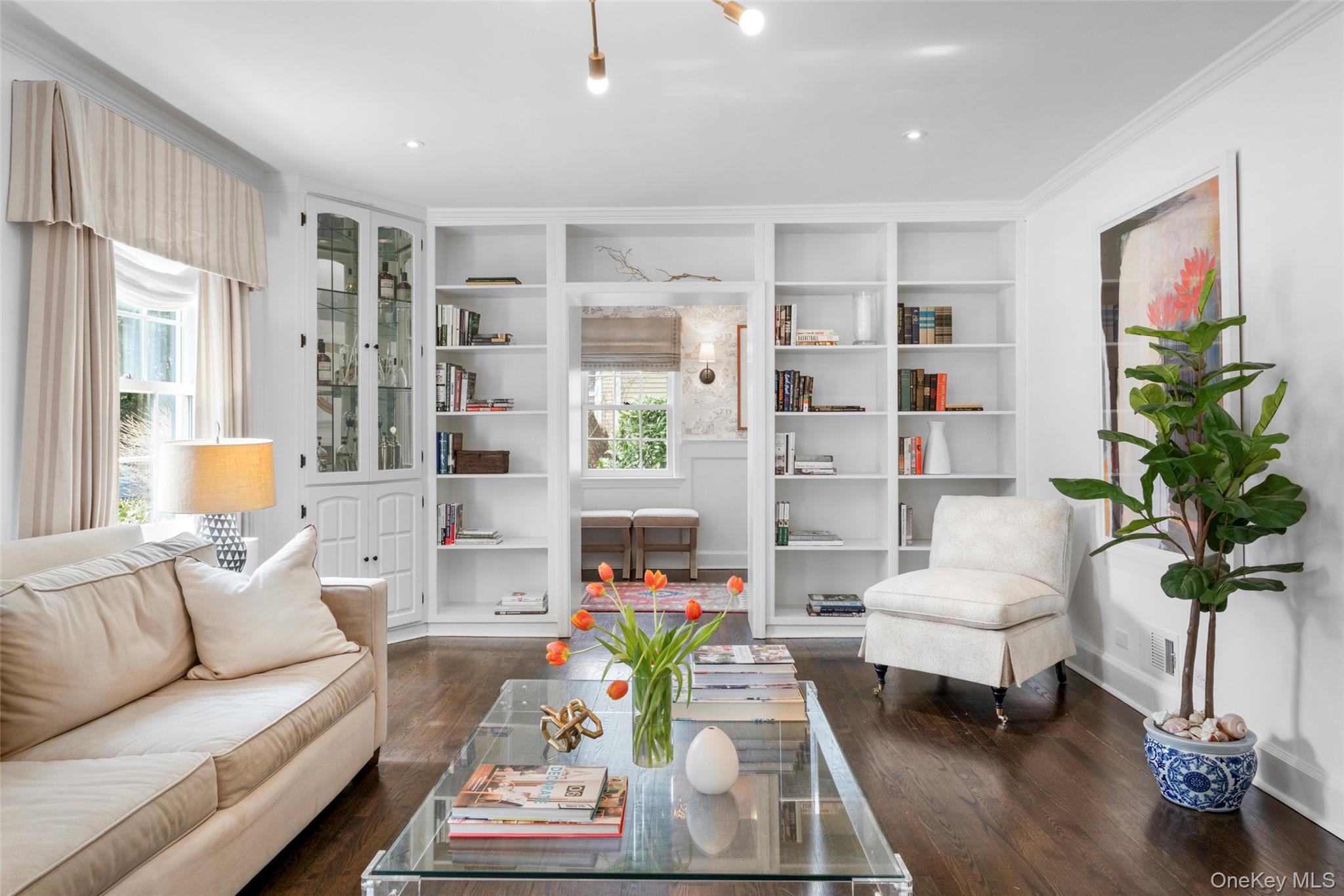 111 Berrian Road New Rochelle, NY 10804 - Photo 6 of 33 a living room with furniture and a potted plant