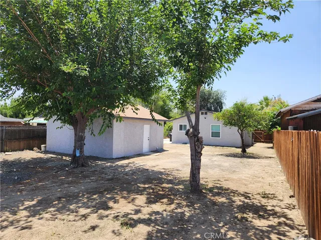 $449,900 | 841 East H Street, Colton, CA 92324
