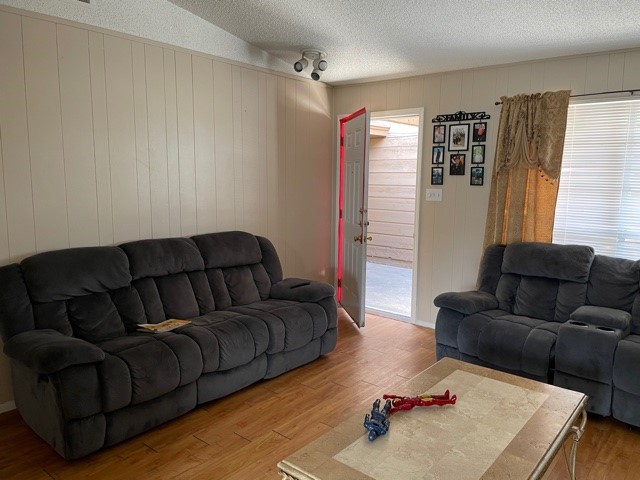 801 Old Austin Pflugerville Road Pflugerville, TX 78660 - Photo 20 of 24 a living room with furniture and a window