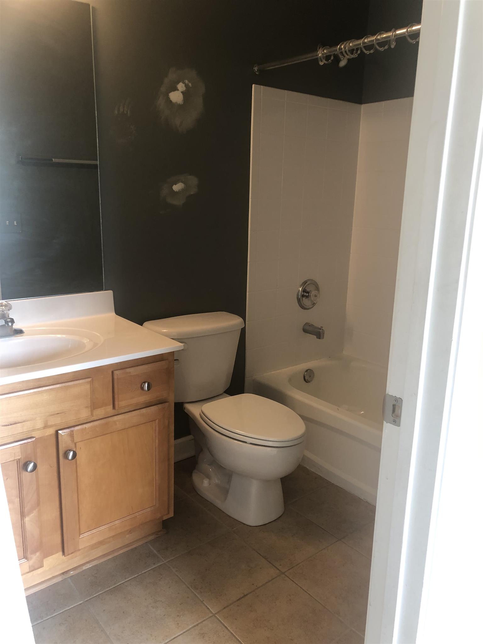 3535 Bell Road, Unit 804 Nashville, TN 37214 - Photo 15 of 15 front bedroom full bath