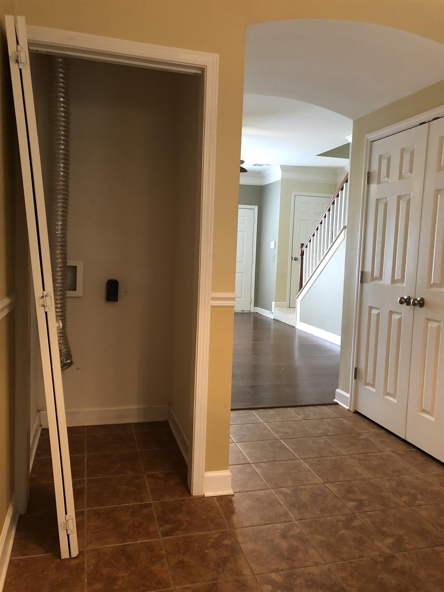 3535 Bell Road, Unit 804 Nashville, TN 37214 - Photo 6 of 15 laundry closet in dining area