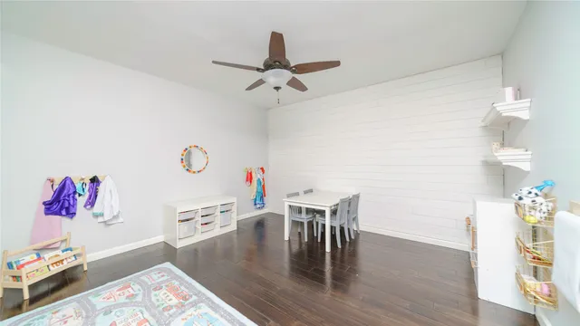 $2,650 | 1506 Wavecrest Lane, Houston, TX 77062