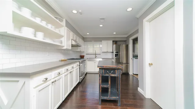 $2,650 | 1506 Wavecrest Lane, Houston, TX 77062