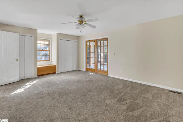 $457,000 | 207 North Hogan Drive, Westminster, SC 29693