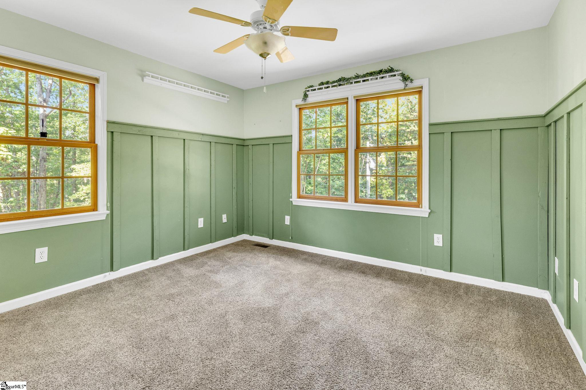 207 North Hogan Drive Westminster, SC 29693 - Photo 12 of 29