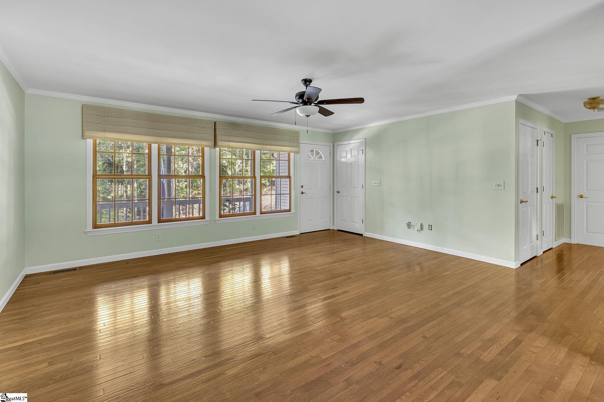 207 North Hogan Drive Westminster, SC 29693 - Photo 9 of 29