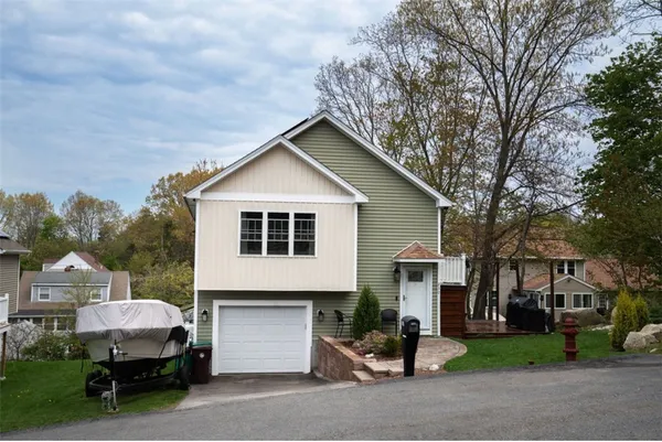 $524,900 | 230 Manila Avenue, Woonsocket, RI 02895