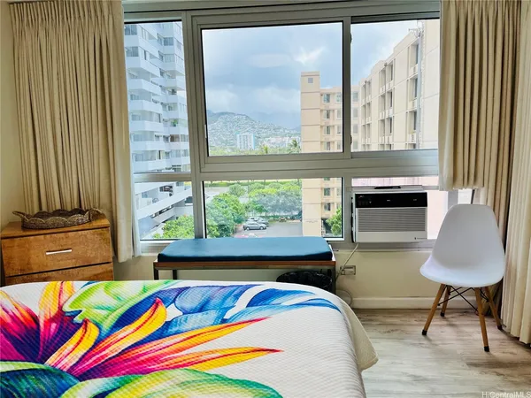 $2,400 | 2421 Tusitala Street, Unit 601, Honolulu, HI 96815