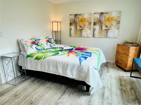 $2,400 | 2421 Tusitala Street, Unit 601, Honolulu, HI 96815