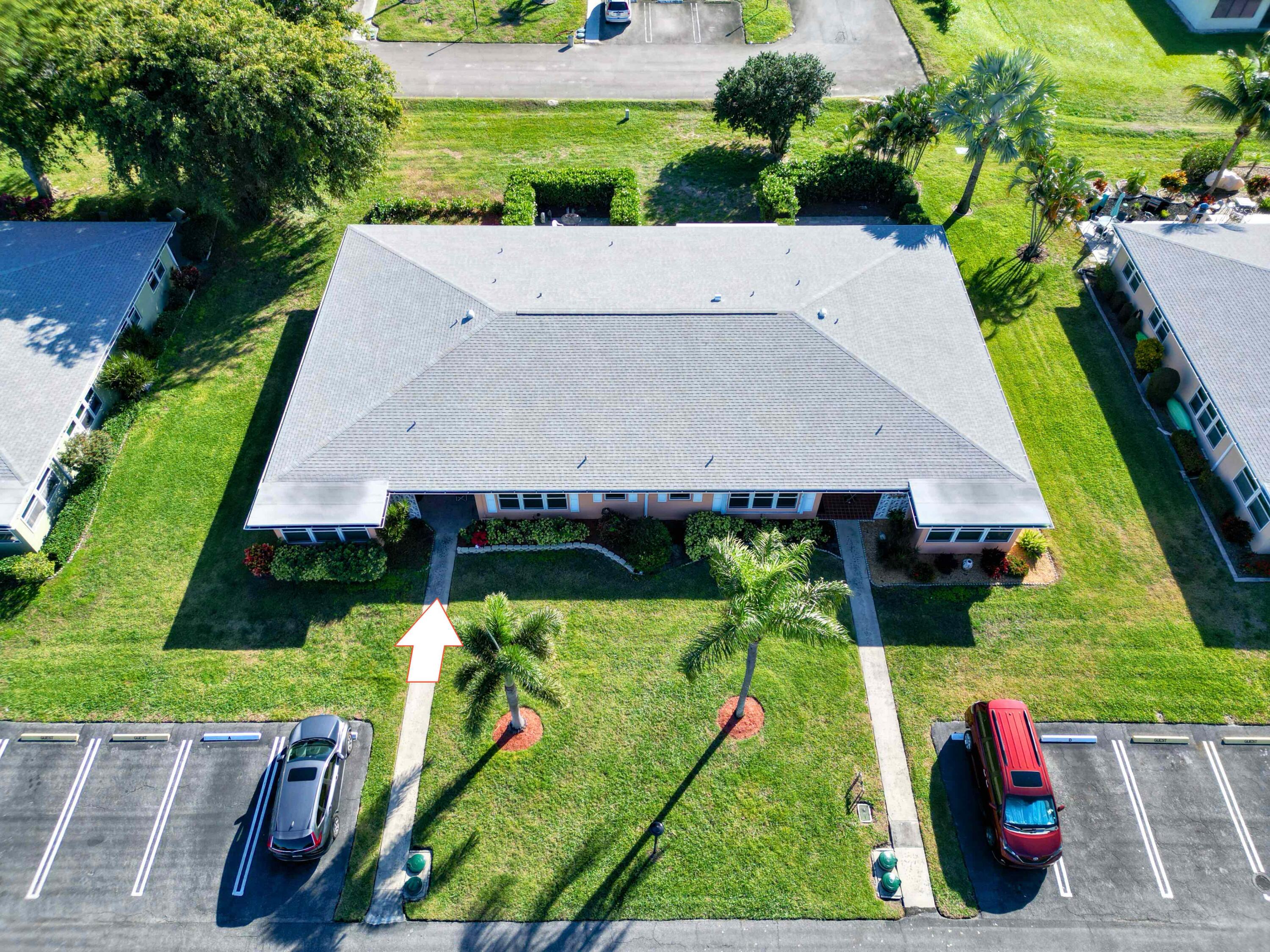 270 High Point Boulevard, Unit A Boynton Beach, FL 33435 - Photo 37 of 44 an aerial view of a house with a yard