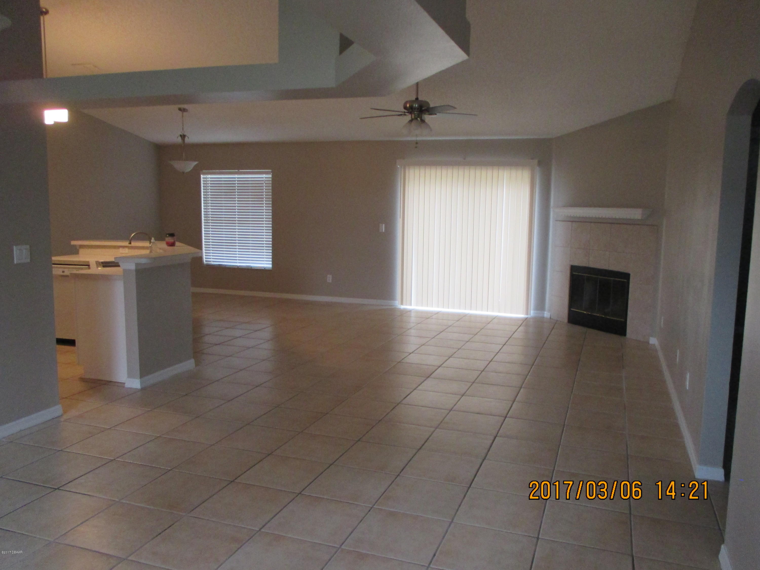 2316 Unity Tree Drive Edgewater, FL 32141 - Photo 3 of 17 IMG_0008