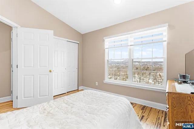 $499,900 | 124 Ridge Drive, Pompton Lakes, NJ 07442