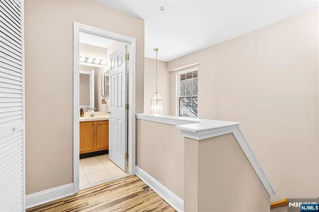 $499,900 | 124 Ridge Drive, Pompton Lakes, NJ 07442