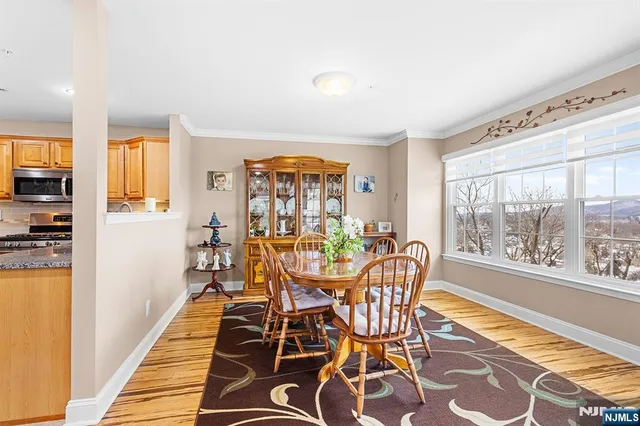 $499,900 | 124 Ridge Drive, Pompton Lakes, NJ 07442