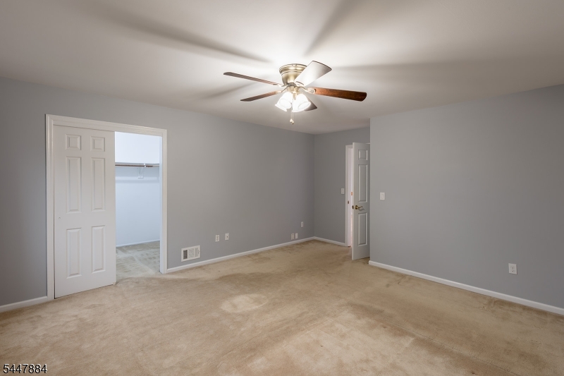89 Continental Road Morris Plains, NJ 07950 - Photo 23 of 38