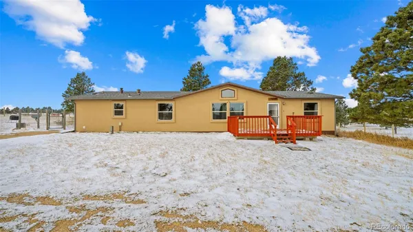 $500,000 | 17660 Cleese Court, Peyton, CO 80831