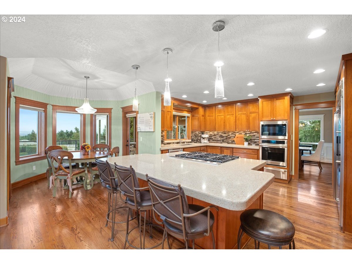 16321 Southwest Bell Road Sherwood, OR 97140 - Photo 15 of 48 Kitchen