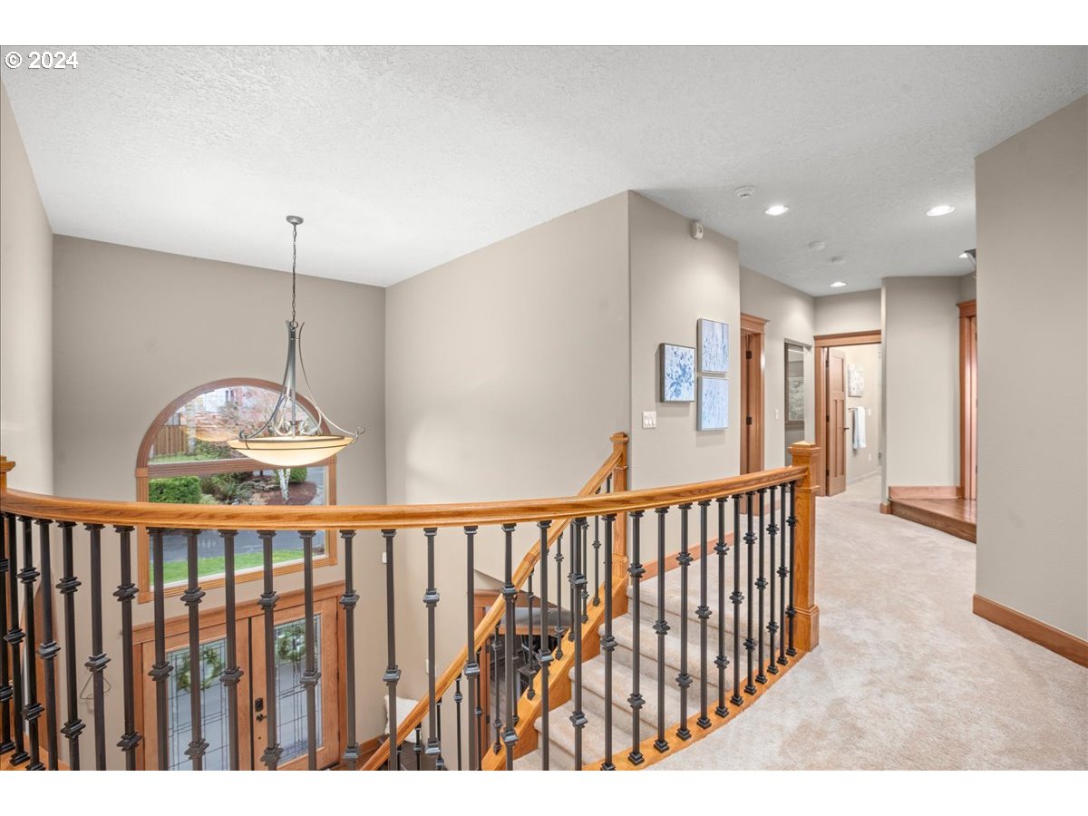 16321 Southwest Bell Road Sherwood, OR 97140 - Photo 22 of 48 Staircase