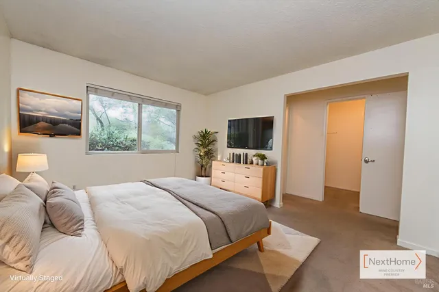 $579,000 | 908 Shady Oak Drive, Santa Rosa, CA 95404