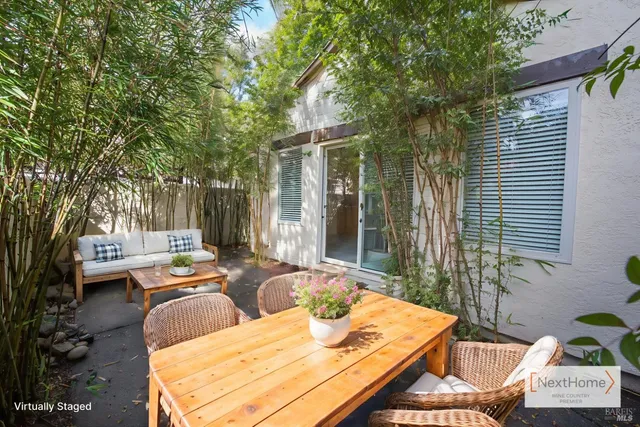 $579,000 | 908 Shady Oak Drive, Santa Rosa, CA 95404