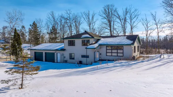 $299,900 | 1606 South Lake Irving Drive Southwest, Bemidji, MN 56601