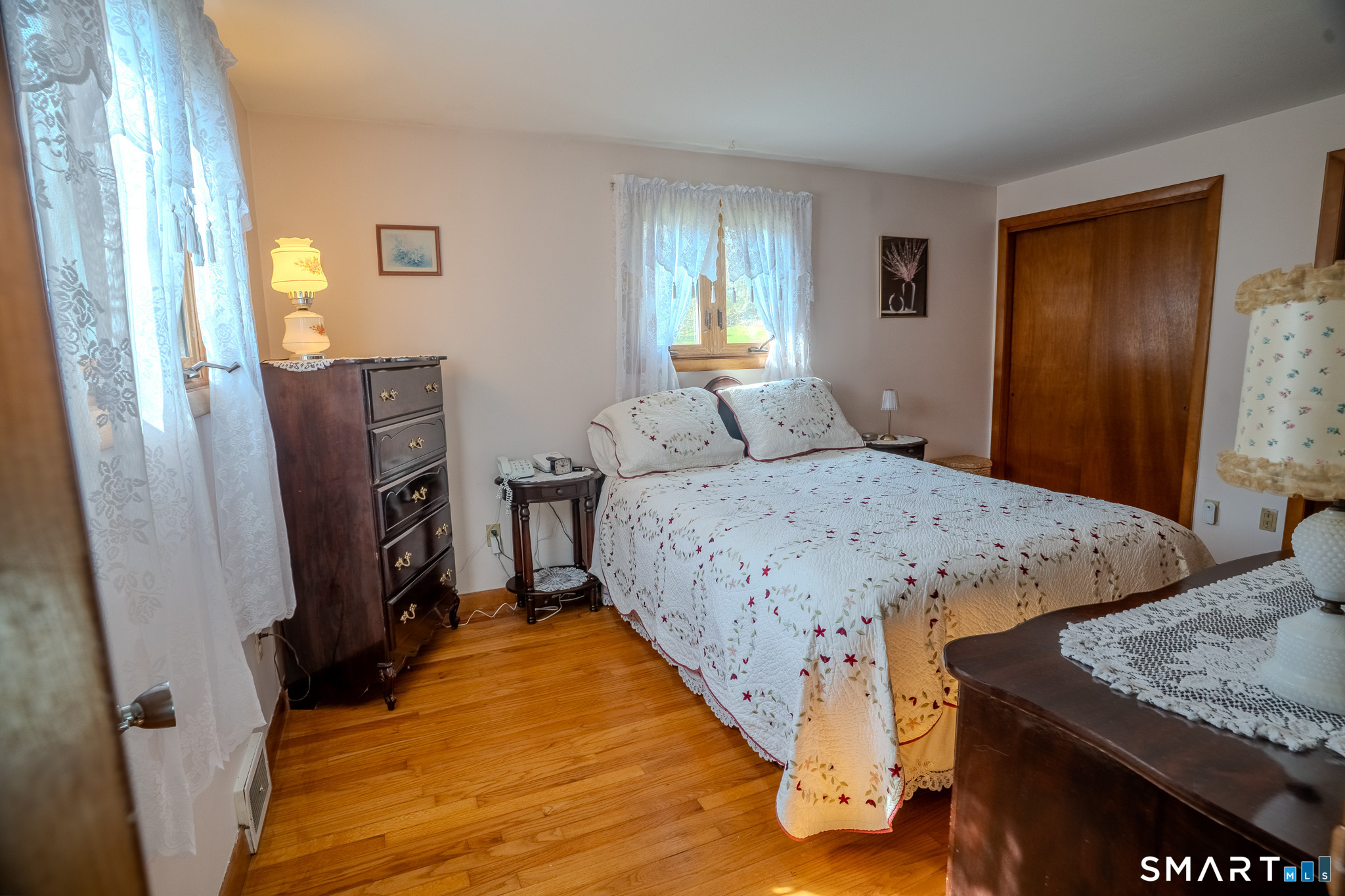 192 Breakneck Hill Road Middlebury, CT 06762 - Photo 9 of 16