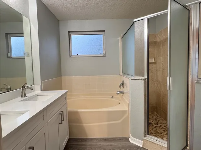 $2,595 | 14938 Deer Meadow Drive, Lutz, FL 33559